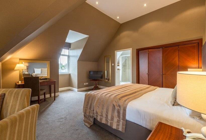 ジュニアスイート, Sherbrooke Castle