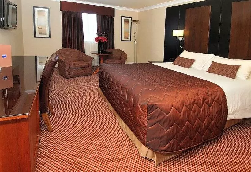 اتاق استاندارد, Stirling Highland Hotel  Part Of The Cairn Collection
