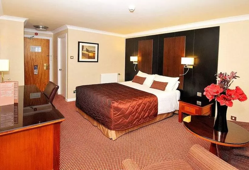 اتاق استاندارد, Stirling Highland Hotel  Part Of The Cairn Collection