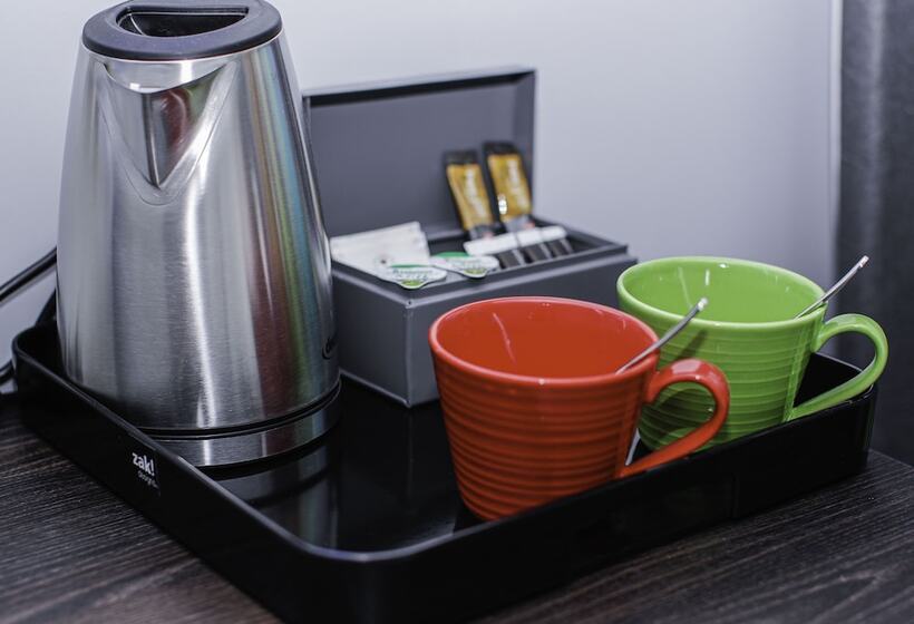 غرفة قياسية, Village Hotel Wirral