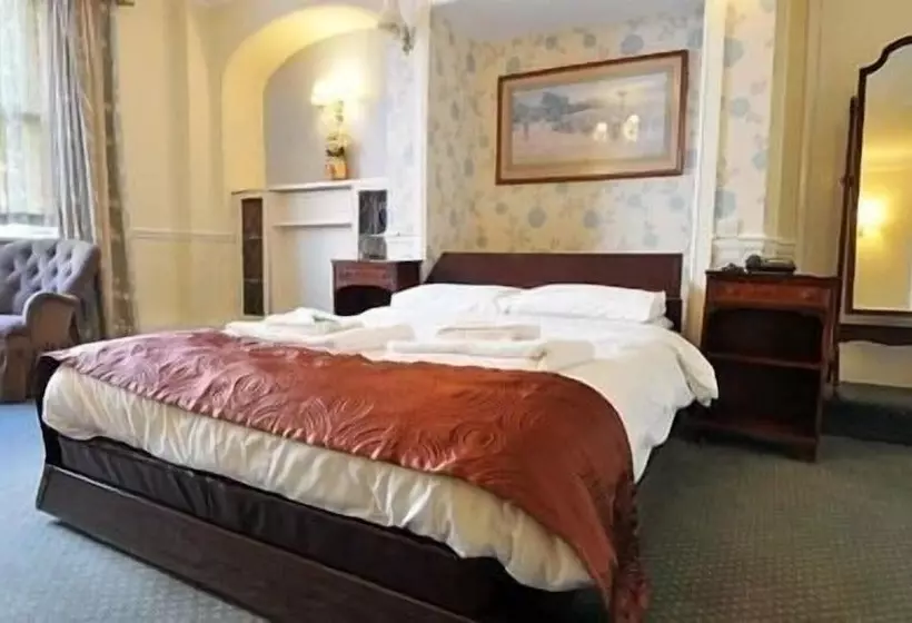 スーペリアールーム, Talbot Hotel