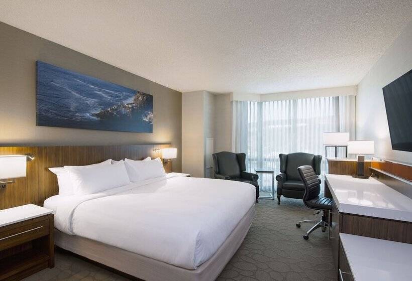 Номер Премиум, Delta Hotels By Marriott St. John S Conference Centre