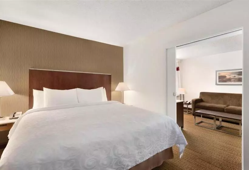 سوئیت با تخت بزرگ, Coast Discovery Inn