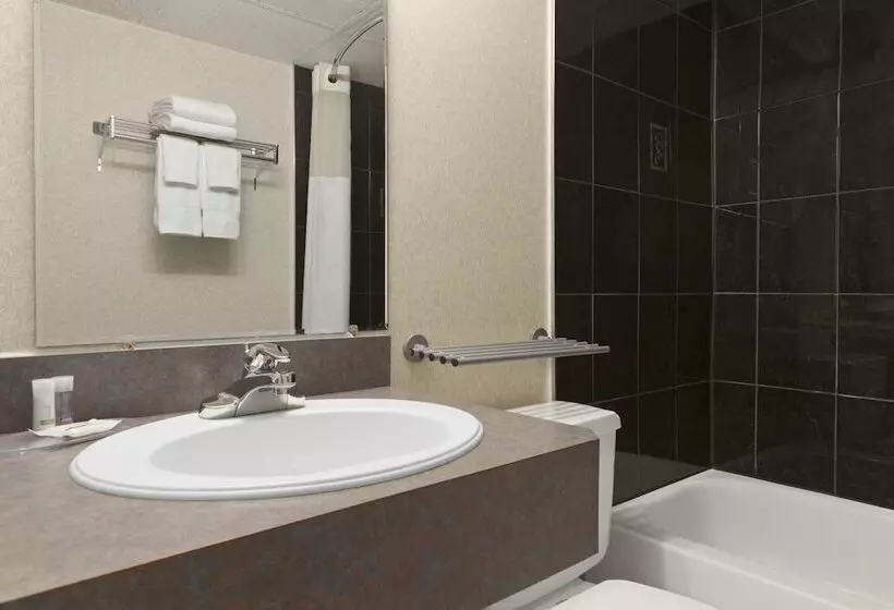 Standard-huone 2 Parivuodetta, Days Inn By Wyndham Bridgewater Conference Center