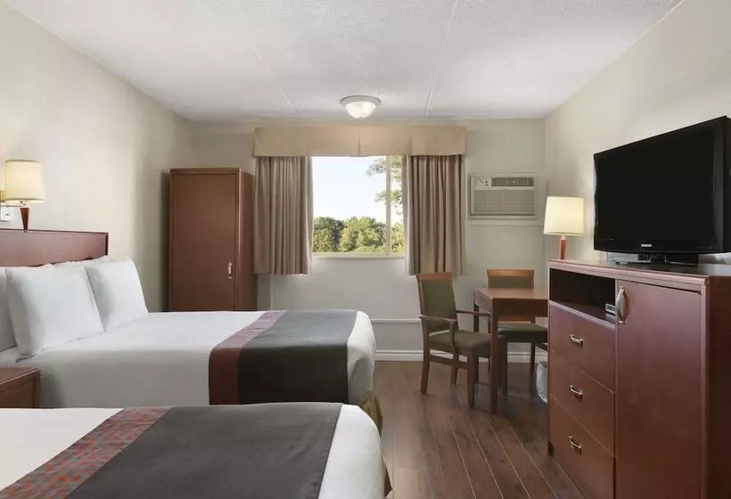 Standard-huone 2 Parivuodetta, Days Inn By Wyndham Bridgewater Conference Center