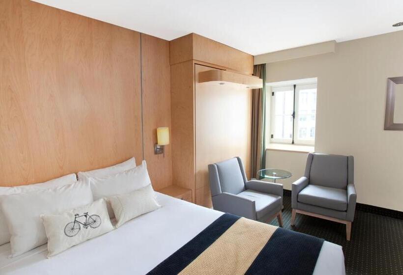 اتاق سوپریور, Du Vieux Quebec