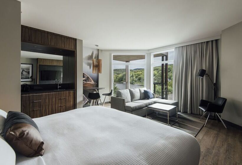 스탠다드 스튜디오 더블 침대, Entourage Surlelac