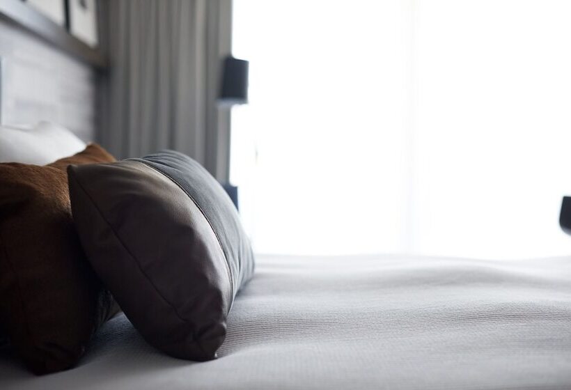 클래식 스위트, Entourage Surlelac