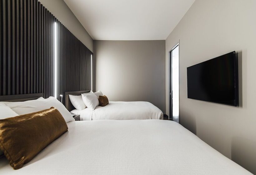 패밀리 스위트, Entourage Surlelac