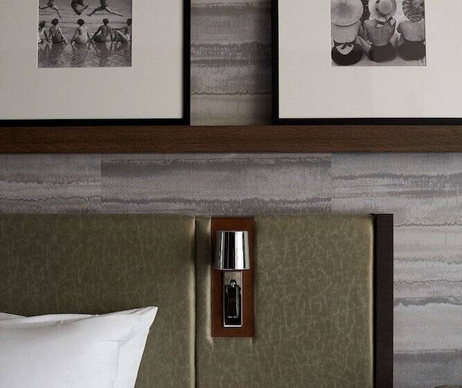 클래식 스튜디오, Entourage Surlelac