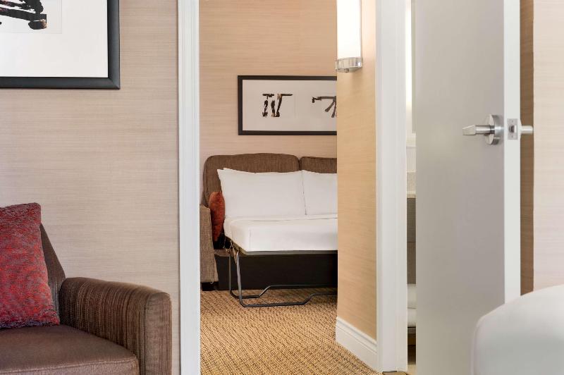 Полулюкс Кровать Кинг, Hilton Vancouver Airport