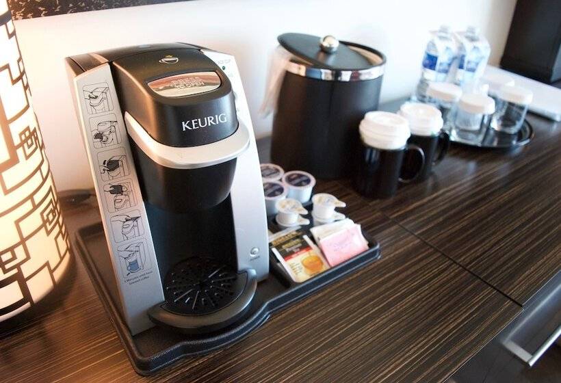 2ダブルベッドのスタンダードルーム, Holiday Inn Vancouver Airport Richmond, An Ihg