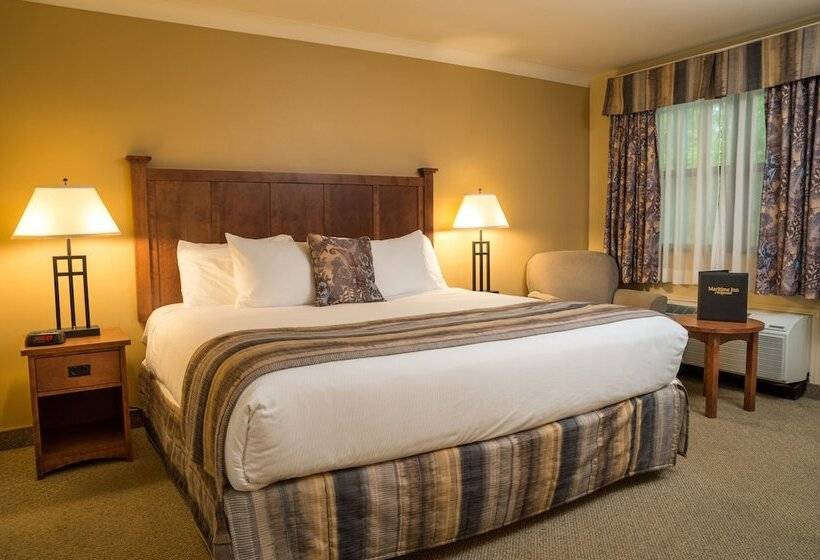 キングサイズベッドのスタンダードルーム, Maritime Inn Antigonish