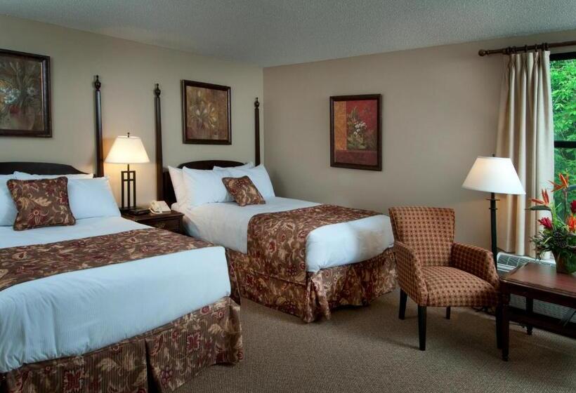 ２ダブルベッドのスタンダードルーム, Maritime Inn Antigonish