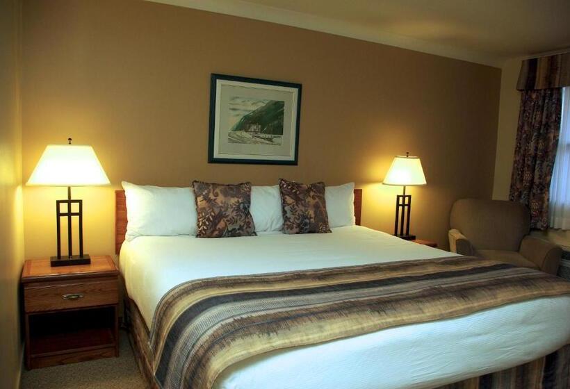 キングサイズベッドのスタンダードルーム, Maritime Inn Antigonish