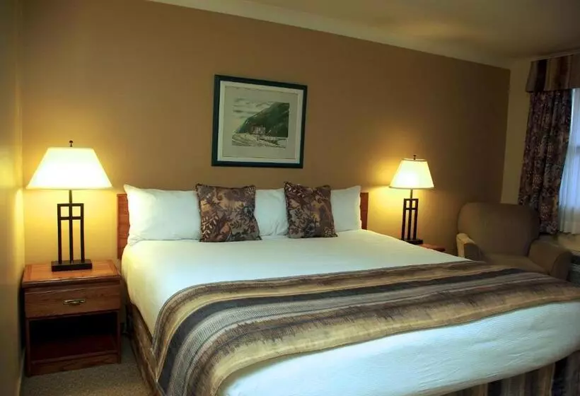 キングサイズベッドのスタンダードルーム, Maritime Inn Antigonish