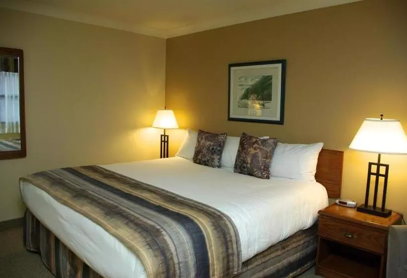 キングサイズベッドのスタンダードルーム, Maritime Inn Antigonish