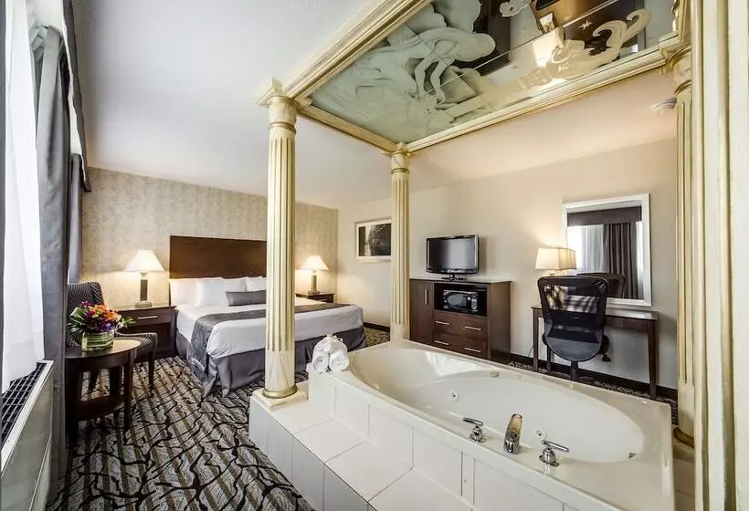 スイート, Monte Carlo Inn Oakville Suites