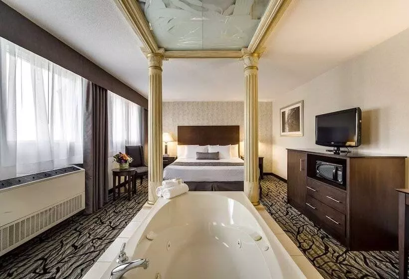 スイート, Monte Carlo Inn Oakville Suites