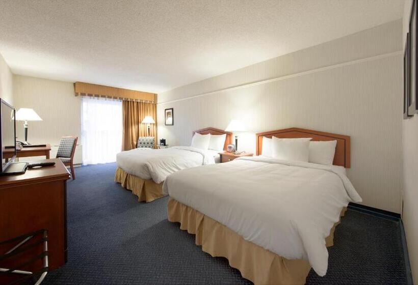 חדר סטנדרט, Toronto Don Valley Hotel And Suites