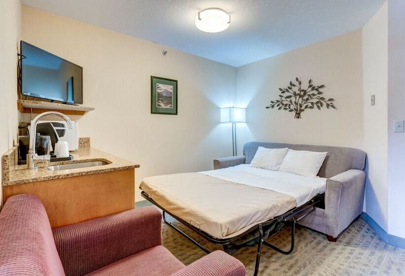 סוויטה, Chateau Canmore