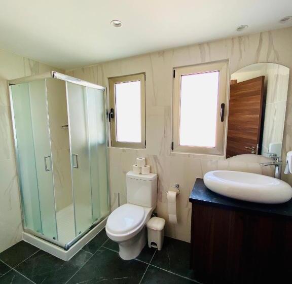 استودیوی استاندارد, Eleonora Hotel Apartments