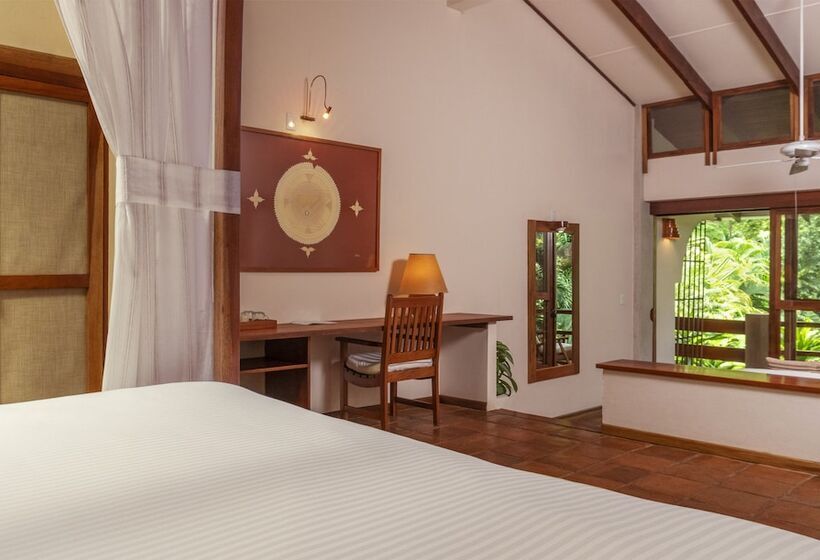 발코니 수피리어 룸, Capitan Suizo Beachfront Boutique