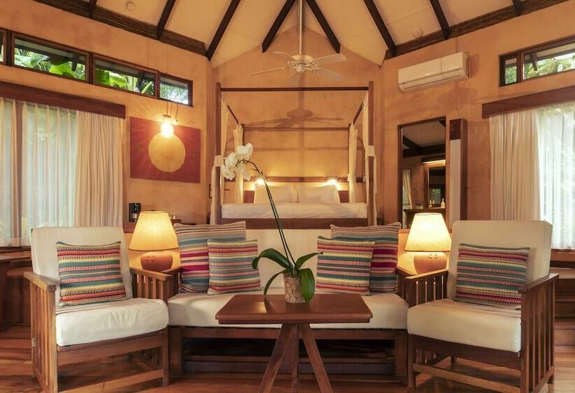 Бунгало Стандарт, Capitan Suizo Beachfront Boutique