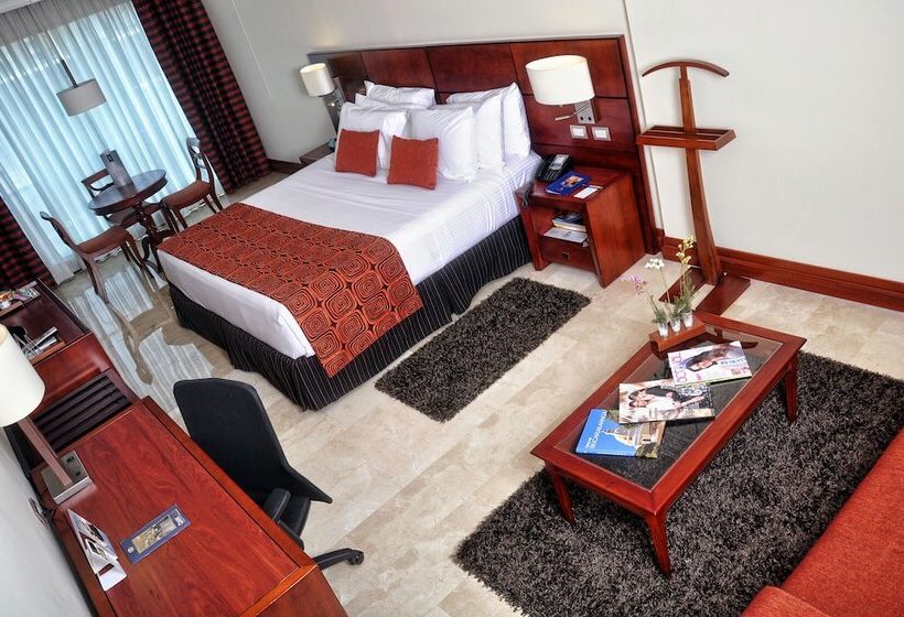 חדר סופריור, Dann Carlton Bucaramanga