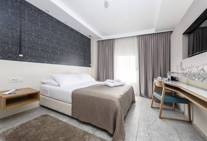 Номер Стандарт, Lero