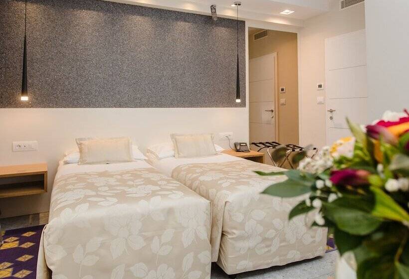 Семейный Номер, Lero