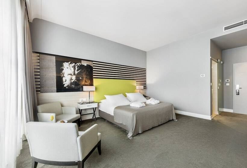 Номер Superior, Lero