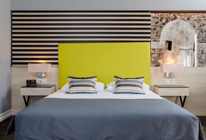 Номер Superior, Lero