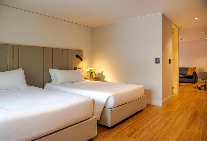 סוויטת ג'וניור, NH Bogota Pavillon Royal