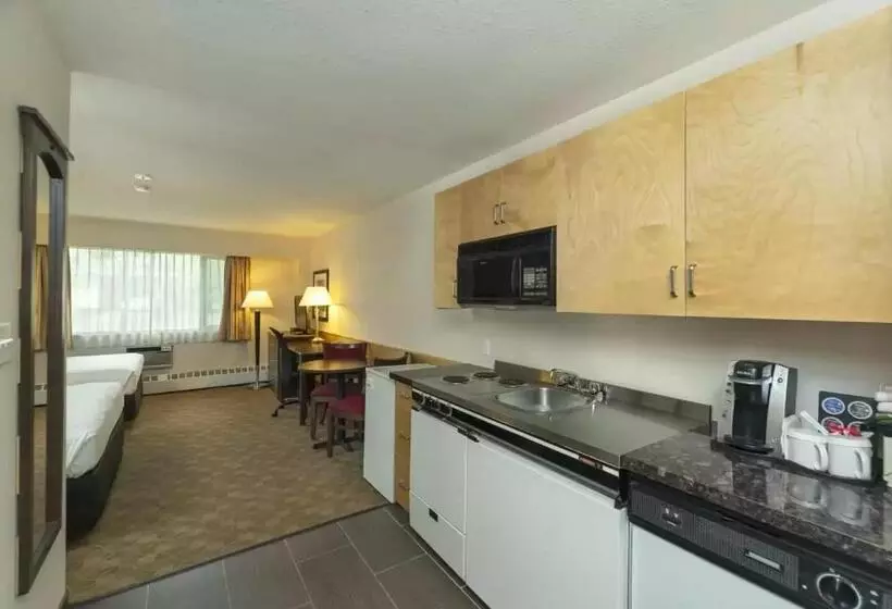 استودیوی لوکس, Prestige Riverside Lodge Quesnel