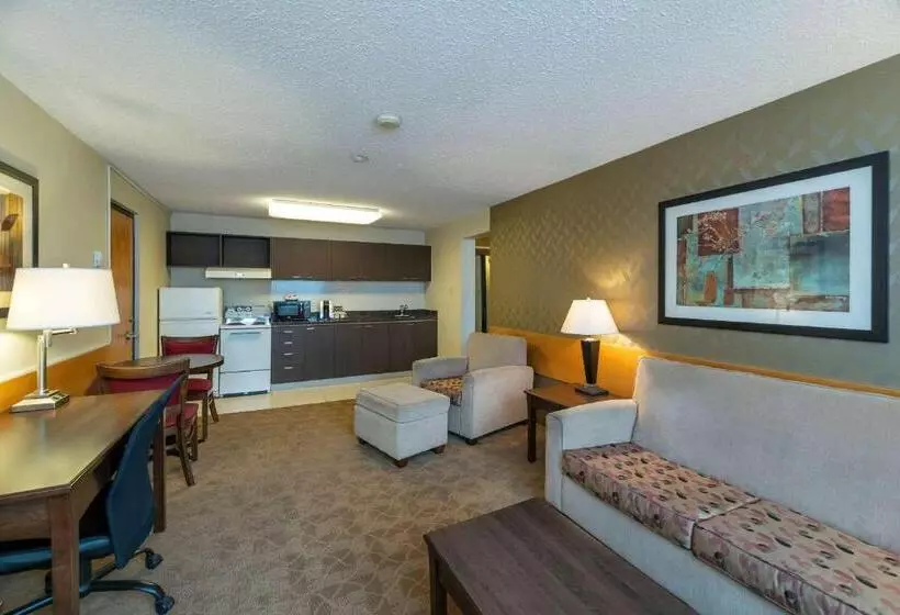 سوییت, Prestige Riverside Lodge Quesnel