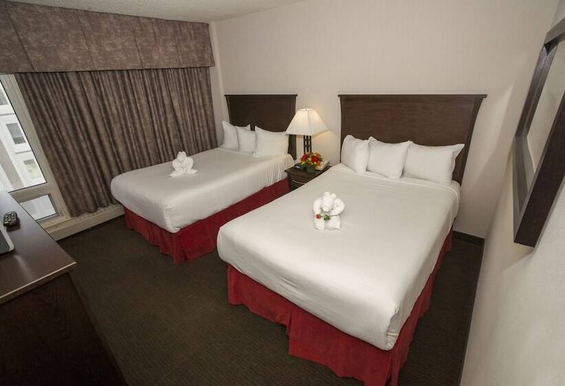 ２ダブルベッドのスタンダードルーム, Quality Inn & Suites Yellowknife