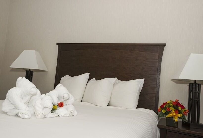 جناح, Quality Inn & Suites Yellowknife