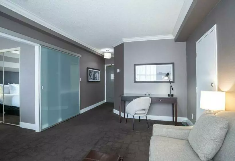 سوییت, Sandman Signature Mississauga