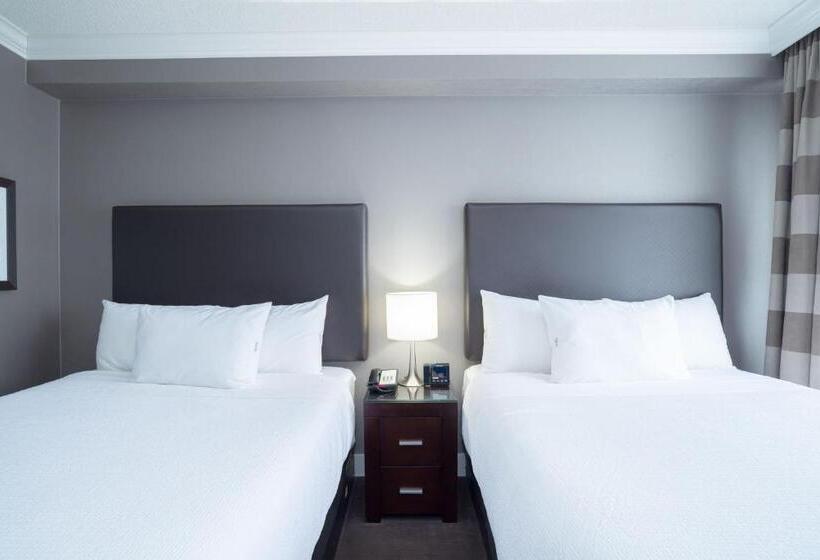 جناح, Sandman Signature Mississauga