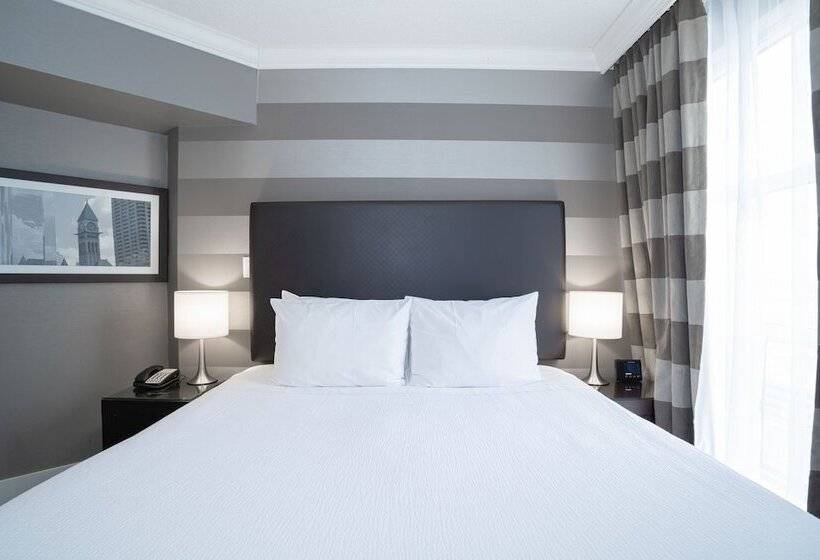 جناح إدارى, Sandman Signature Mississauga