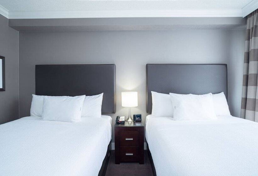 جناح, Sandman Signature Mississauga