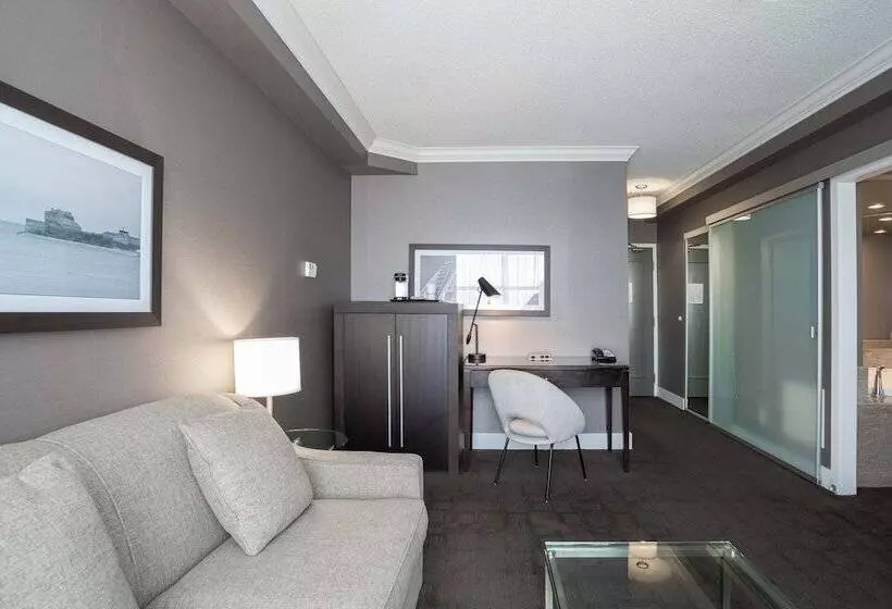 سوییت اجرایی, Sandman Signature Mississauga
