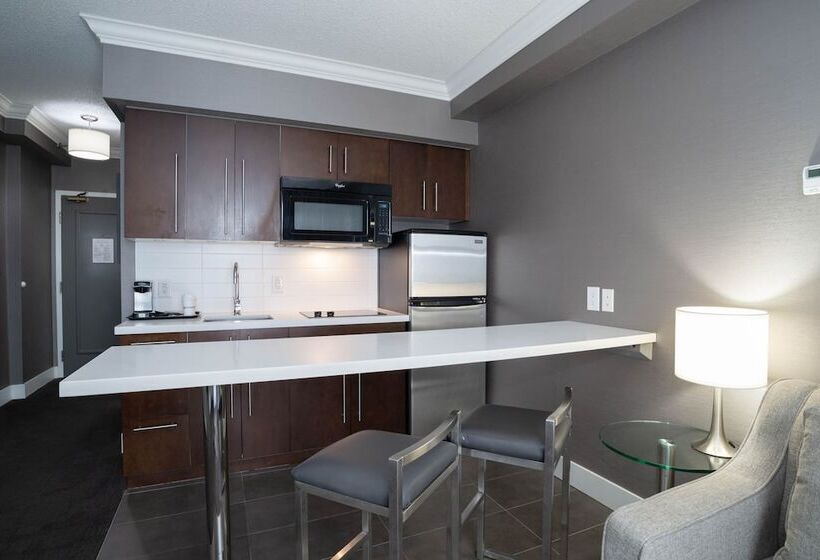 סוויטה, Sandman Signature Mississauga