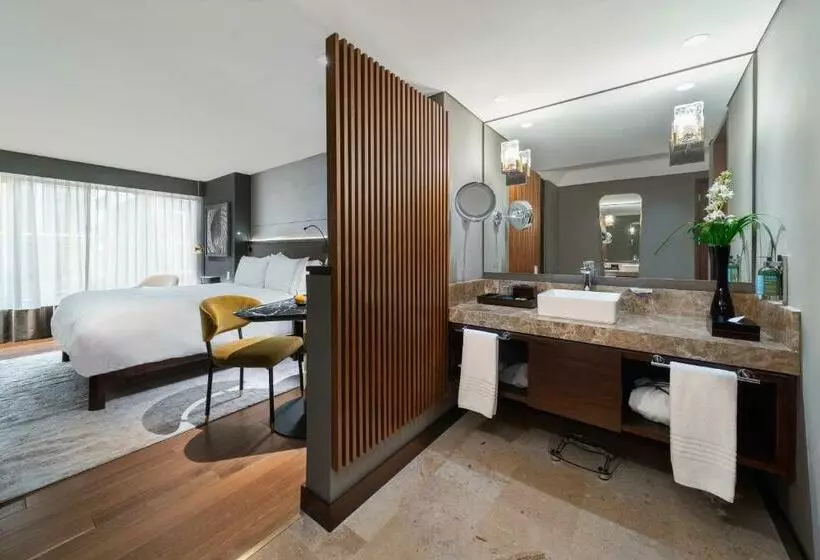 اتاق لوکس با تخت بزرگ, Sofitel Bogota Victoria Regia