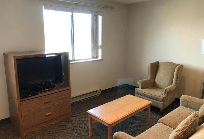 Люкс Deluxe Кровать Кинг, Super 8 By Wyndham Salmon Arm