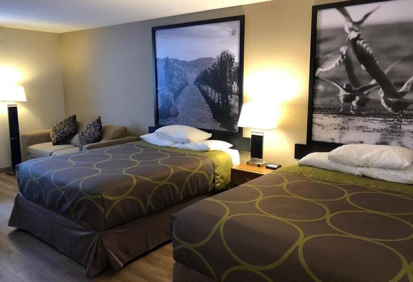 Студия Стандарт, Super 8 By Wyndham Salmon Arm