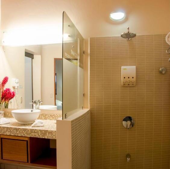 جناح, Tango Mar Beachfront Boutique Hotel & Villas