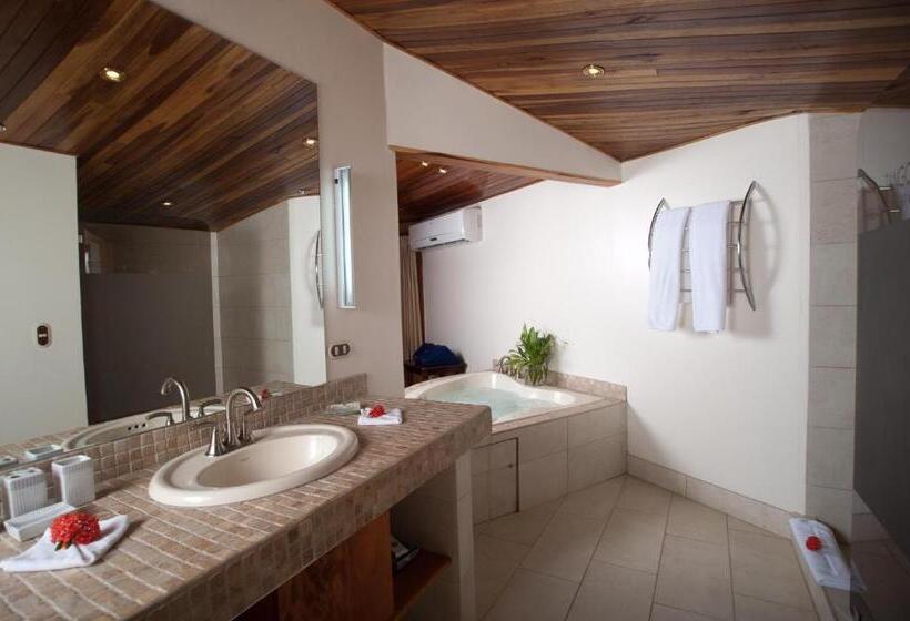 جناح, Tango Mar Beachfront Boutique Hotel & Villas