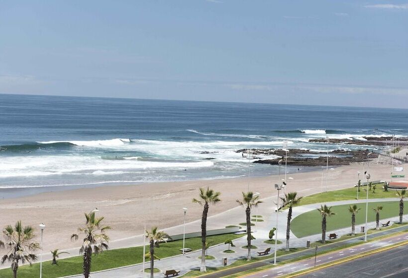 带2个双人床的标准工作室, Holiday Inn Express   Iquique, An Ihg